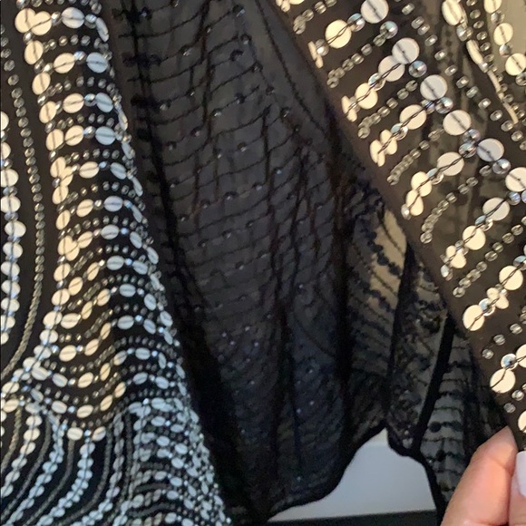 Parker sequence silk top with slightly open back - Picture 4 of 8